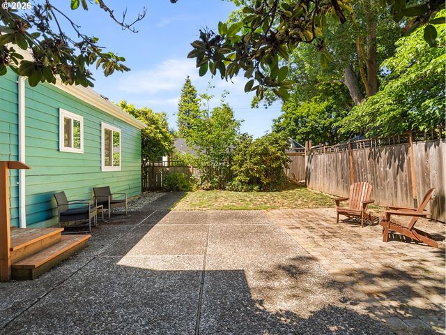4526 Se 37TH Ave, Portland, OR 97202