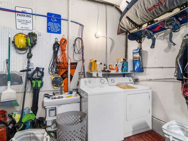 4526 Se 37TH Ave, Portland, OR 97202