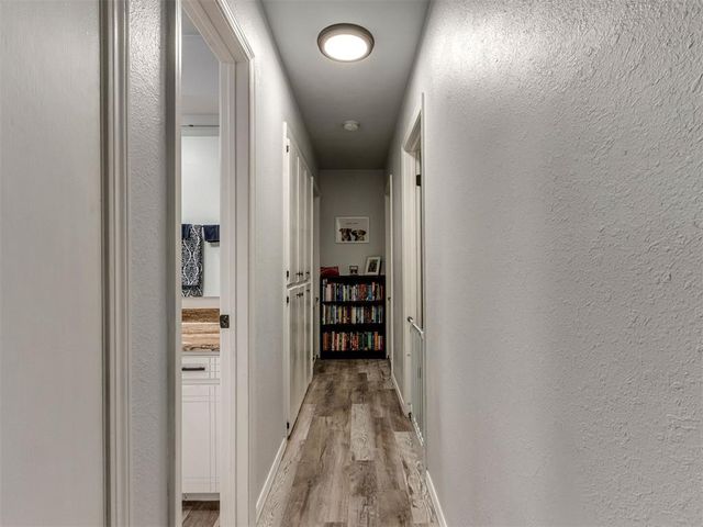 809 Peregrine Drive, Norman, OK 73072