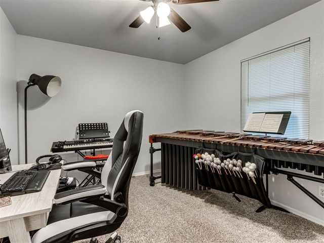 809 Peregrine Drive, Norman, OK 73072
