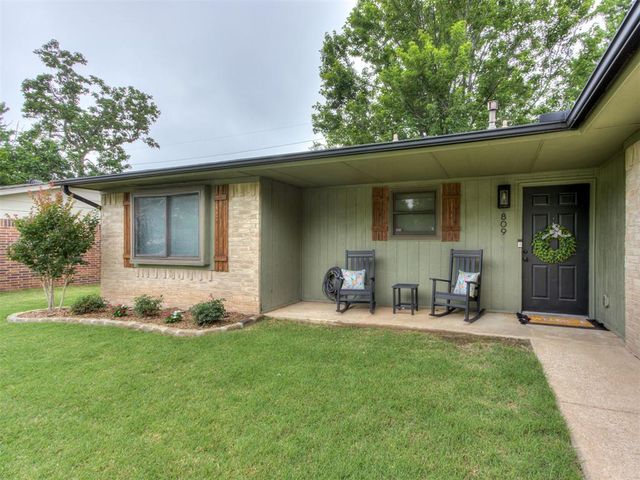 809 Peregrine Drive, Norman, OK 73072