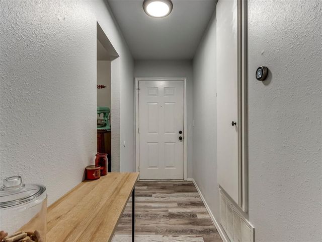809 Peregrine Drive, Norman, OK 73072