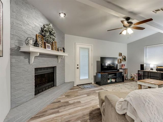 809 Peregrine Drive, Norman, OK 73072