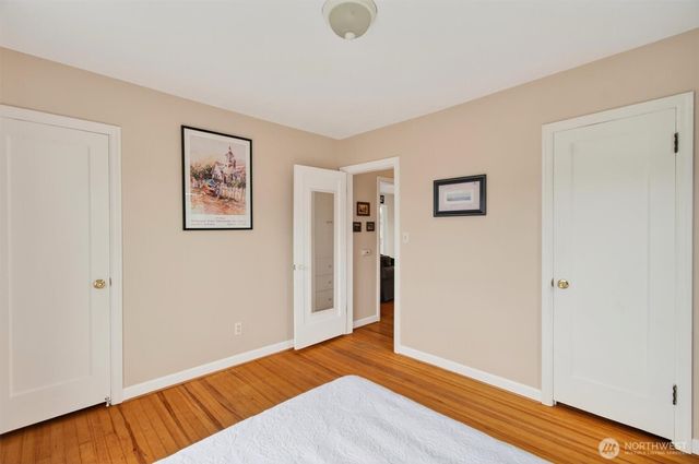 82 E Sunny Sands Road, Cathlamet, WA 98612