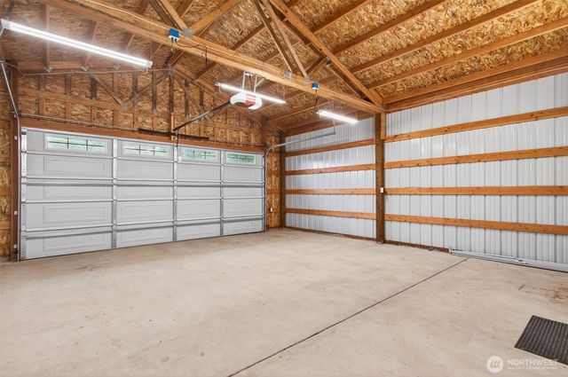 82 E Sunny Sands Road, Cathlamet, WA 98612