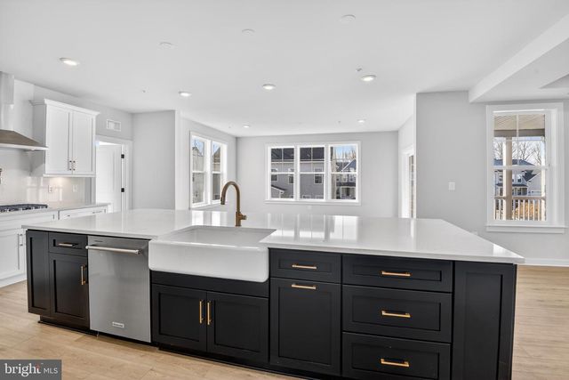 403 MEADOW CREEK DR, Bowie, MD 20716