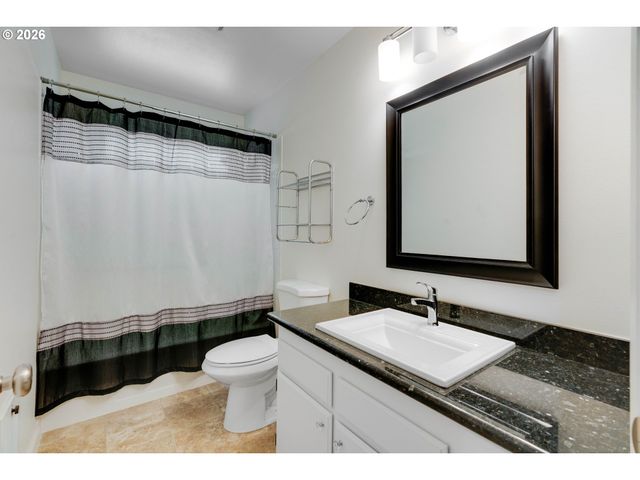 1648 Nw ROLLING HILL Dr, Beaverton, OR 97006