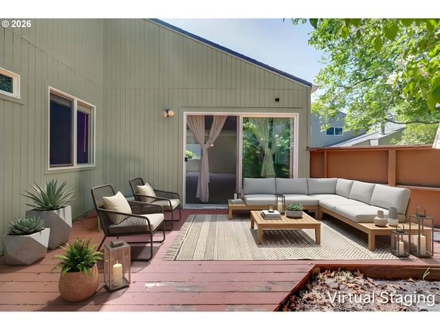 1648 Nw ROLLING HILL Dr, Beaverton, OR 97006