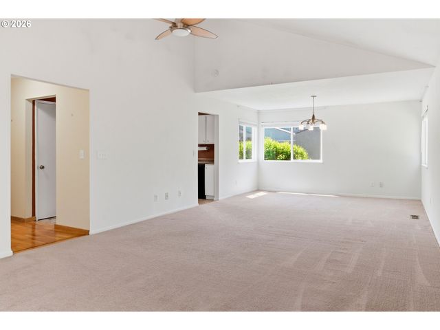 1648 Nw ROLLING HILL Dr, Beaverton, OR 97006