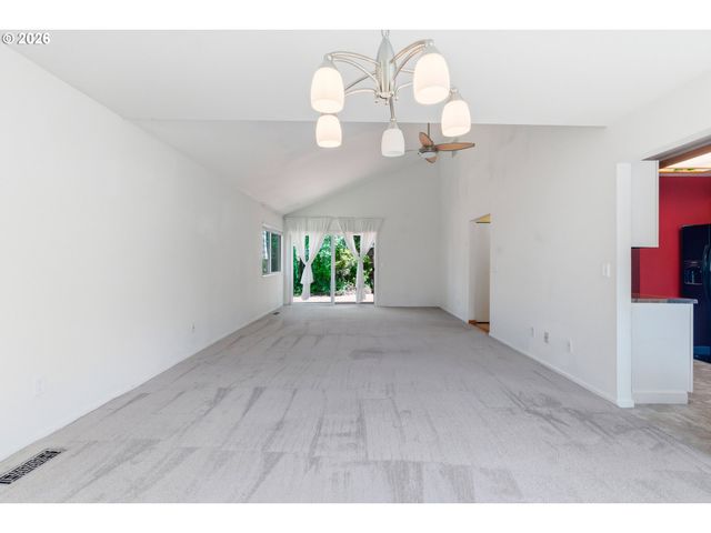 1648 Nw ROLLING HILL Dr, Beaverton, OR 97006