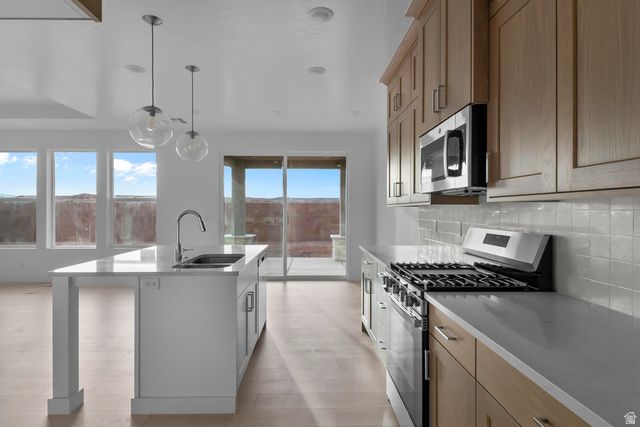 5334 S SHOREBREAK DR, Washington, UT 84780