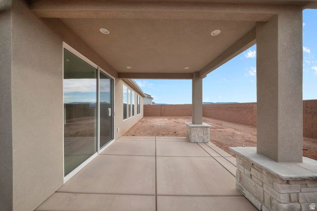 5334 S SHOREBREAK DR, Washington, UT 84780