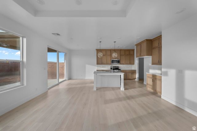5334 S SHOREBREAK DR, Washington, UT 84780