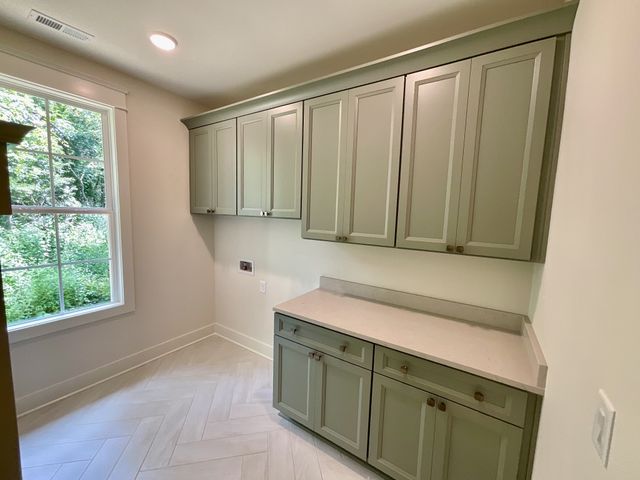 5000 Caleb Dr, Lebanon, TN 37087