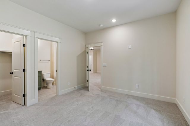 5000 Caleb Dr, Lebanon, TN 37087