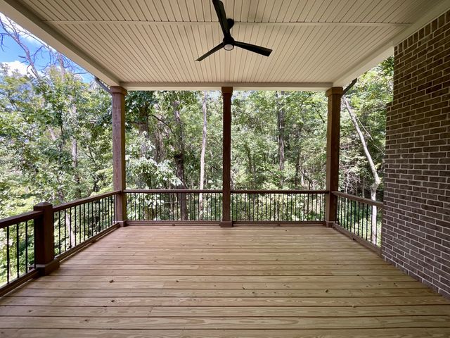 5000 Caleb Dr, Lebanon, TN 37087