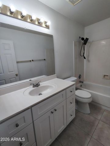 4303 E Cathedral Rock Drive, Phoenix, AZ 85044