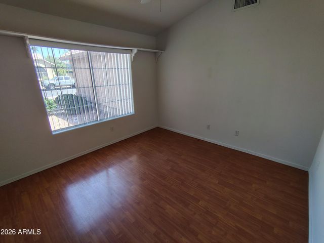 4303 E Cathedral Rock Drive, Phoenix, AZ 85044