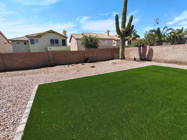 4303 E Cathedral Rock Drive, Phoenix, AZ 85044