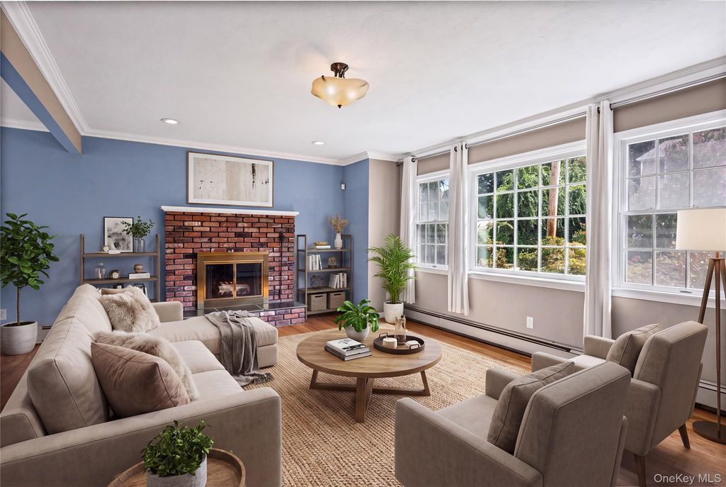 17 Sea Ridge Court, Huntington, NY 11743 — photo 5