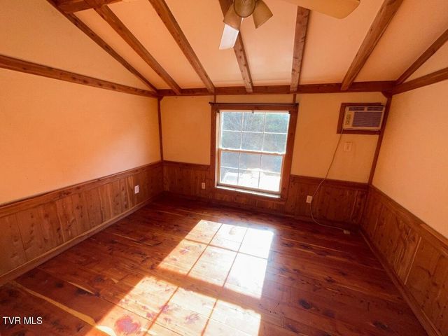 641 Jacobs Hollow Road, Sneedville, TN 37869