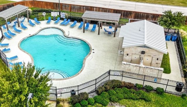 309 Colusa Drive, Lewisville, TX 75056