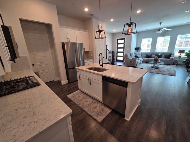 309 Colusa Drive, Lewisville, TX 75056