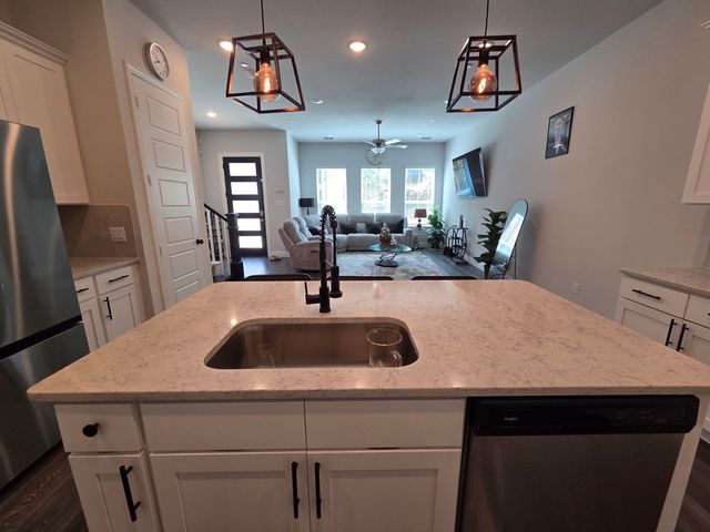 309 Colusa Drive, Lewisville, TX 75056