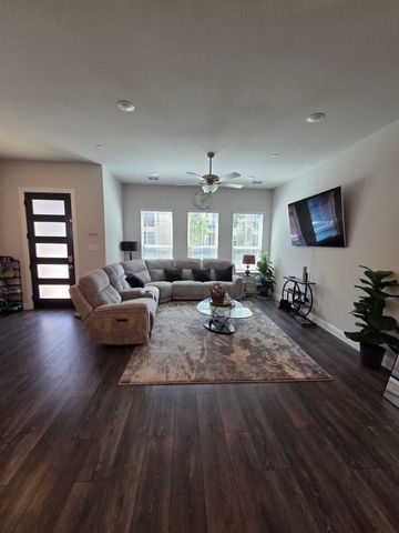 309 Colusa Drive, Lewisville, TX 75056
