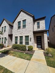 309 Colusa Drive, Lewisville, TX 75056