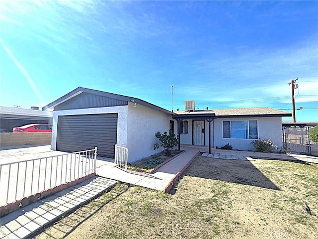 700 Arbor, Barstow, CA 92311