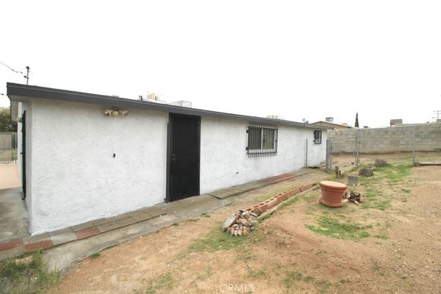 700 Arbor, Barstow, CA 92311