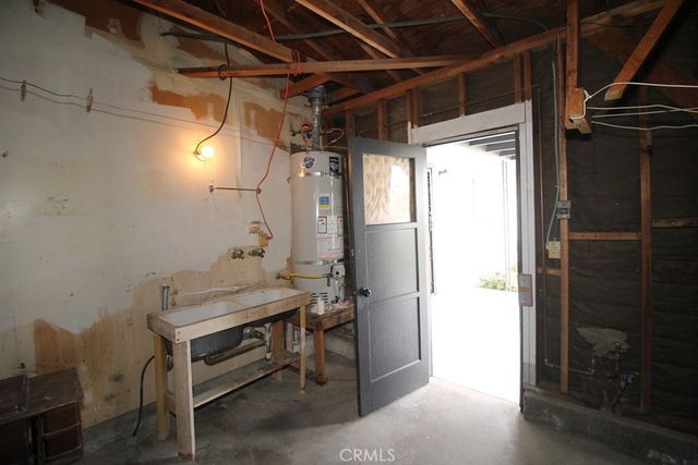 700 Arbor, Barstow, CA 92311