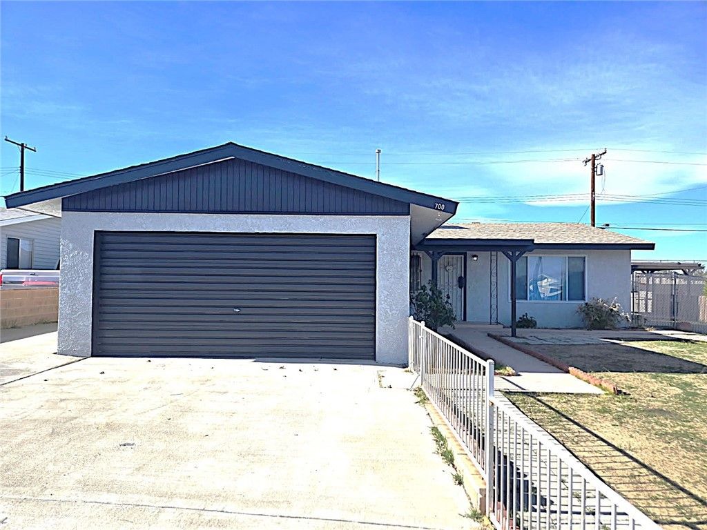 700 Arbor, Barstow, CA 92311