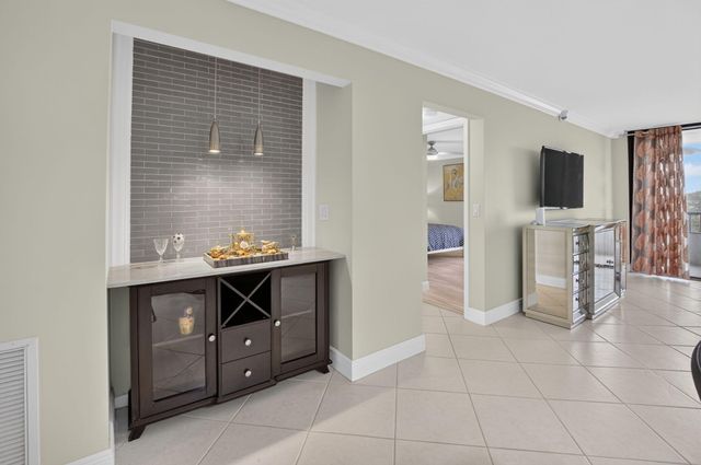 2070 Homewood Boulevard 5050, Delray Beach, FL 33445