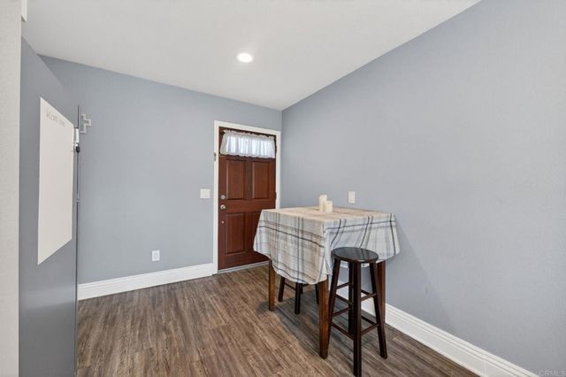 1160 E Lexington Avenue 17, El Cajon, CA 92019