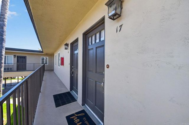 1160 E Lexington Avenue 17, El Cajon, CA 92019