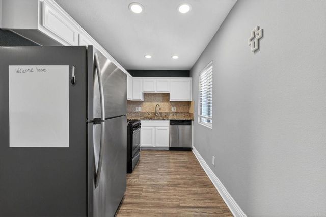 1160 E Lexington Avenue 17, El Cajon, CA 92019