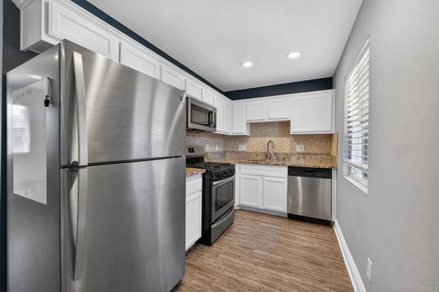 1160 E Lexington Avenue 17, El Cajon, CA 92019