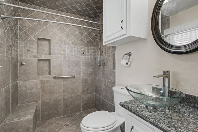 7213 Youpon Drive, Galveston, TX 77551