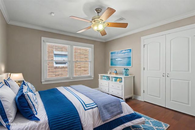 7213 Youpon Drive, Galveston, TX 77551