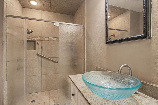 7213 Youpon Drive, Galveston, TX 77551