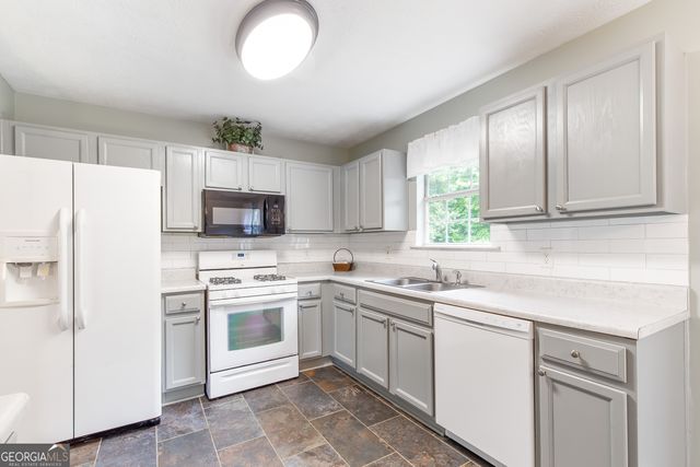 7108 Hummingbird Lane, Winston, GA 30187