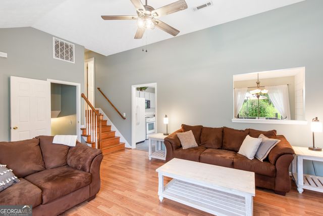 7108 Hummingbird Lane, Winston, GA 30187