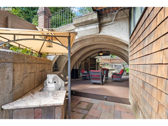 4405 GRANT St, West Linn, OR 97068