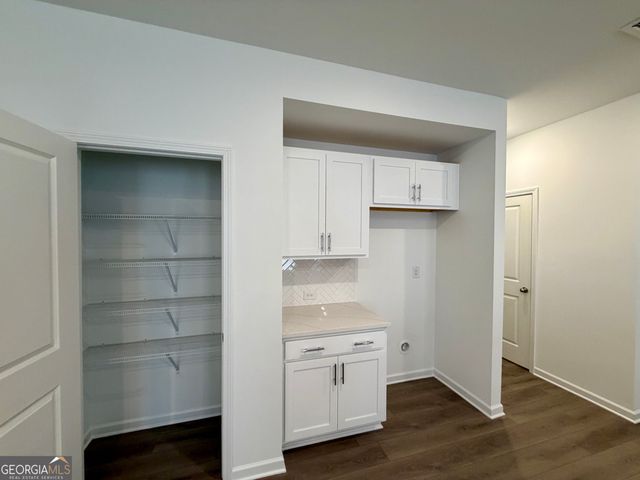 5333 Frontier Court, Flowery Branch, GA 30542