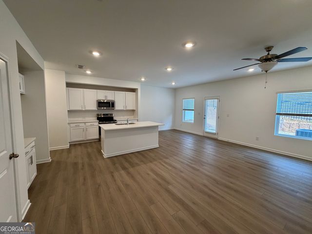 5333 Frontier Court, Flowery Branch, GA 30542