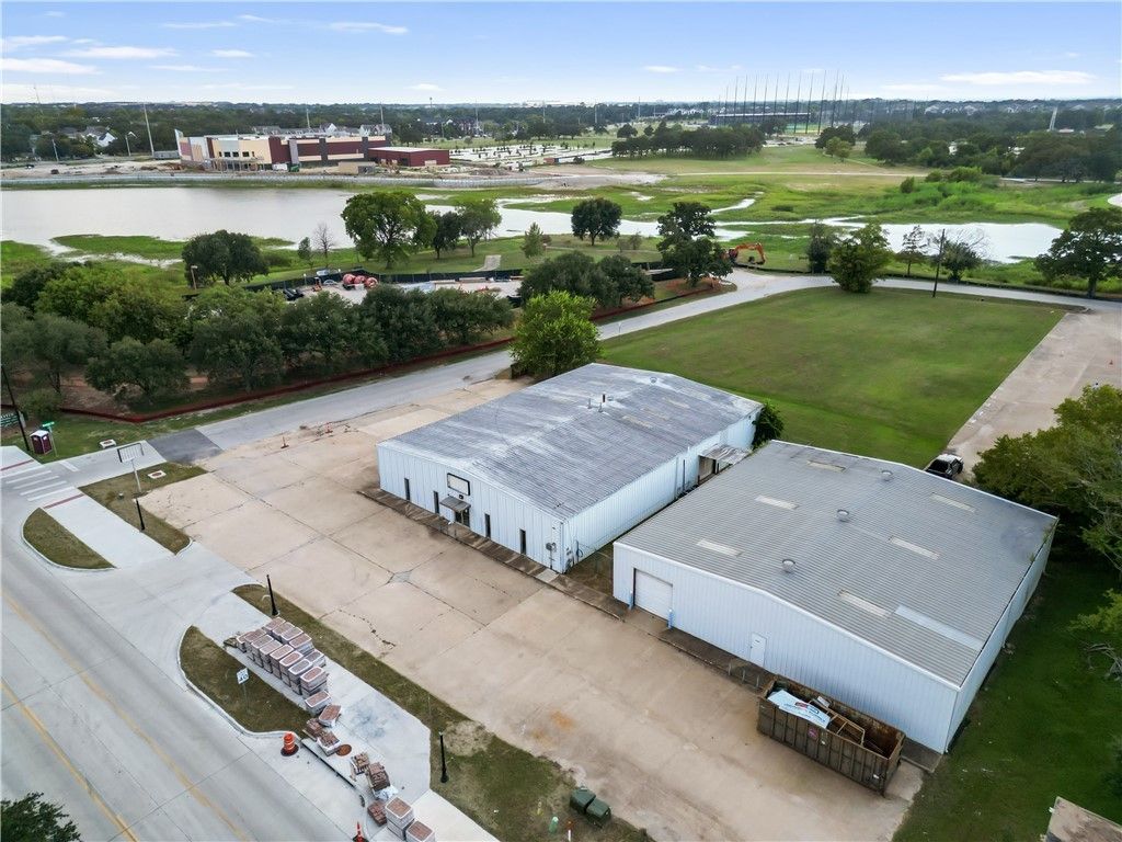2616 S College Ave, Bryan, TX 77801 — photo 2