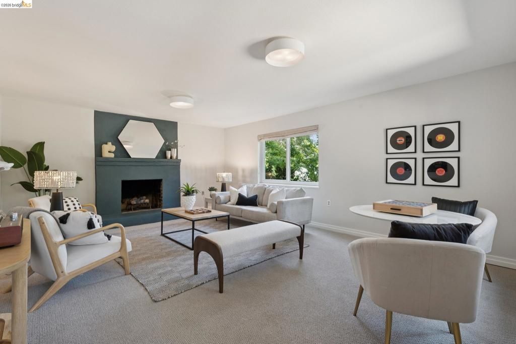Image 35 of property listing at 5649 Castle Dr., Oakland, CA 94611