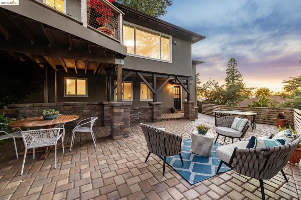 Image 54 of property listing at 5649 Castle Dr., Oakland, CA 94611